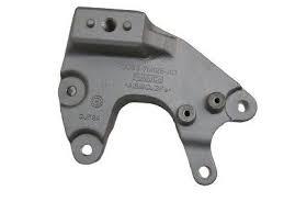 Mondeo 1993-2000 Кронштейн верхней подушки КПП 7304917